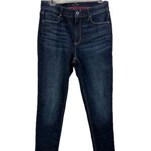 White House Black Market The Slim Jean. Size 6.